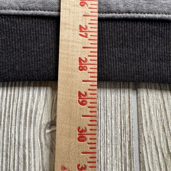 Detroit Tigers Hoodie Men’s XXL Gray Logo Sewn Spell out Majestic Boxy New - Picture 10 of 10